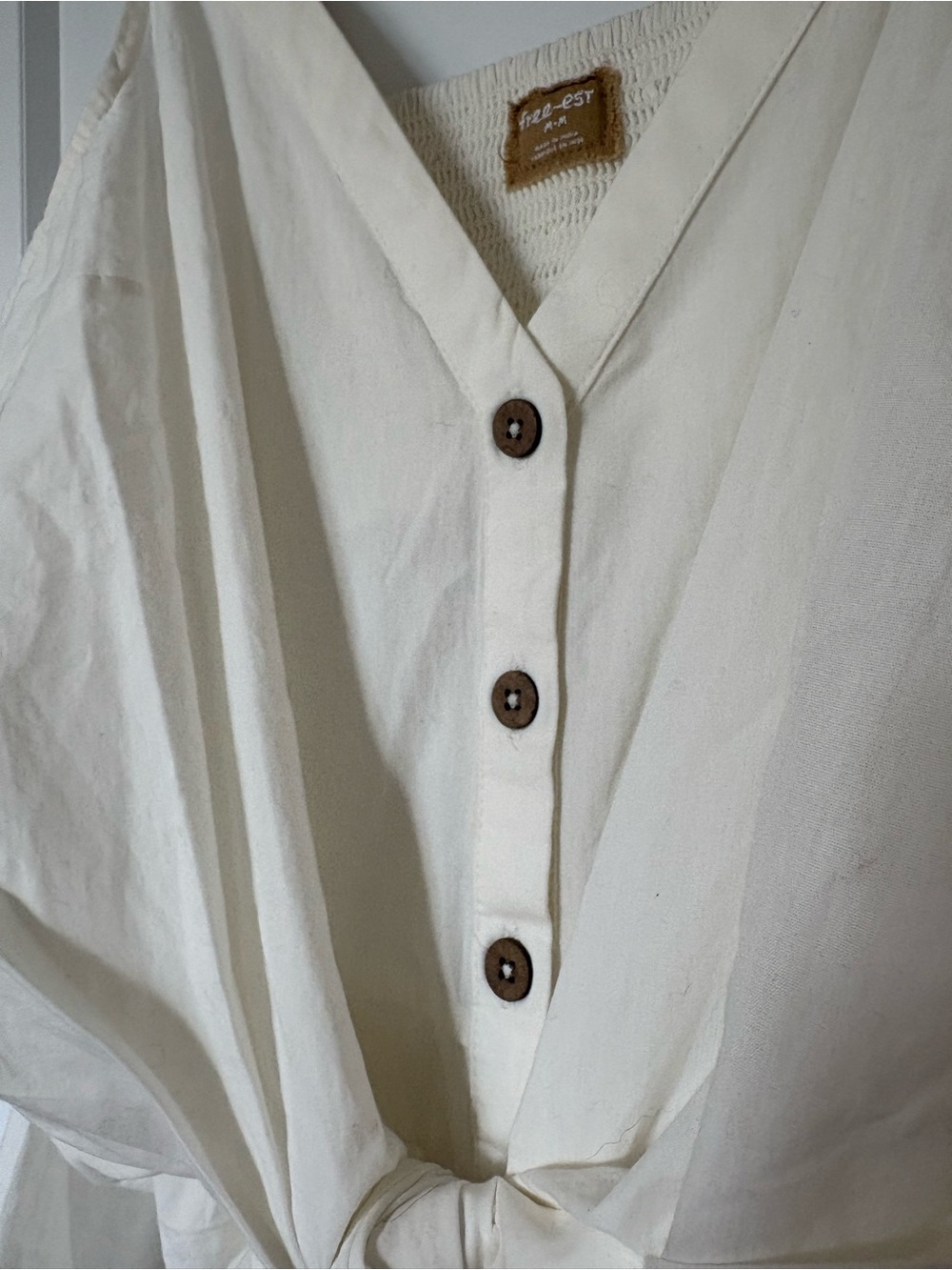 FREE PEOPLE Cream Button-Front Tie-Waist Tank Top. NWT - Picture 4 of 8